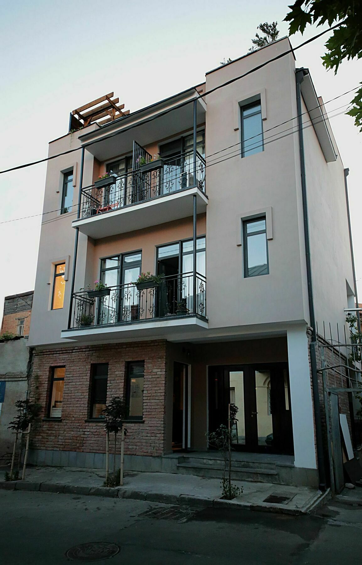 G-Old Town Hotell Tbilisi Exteriör bild